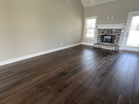 4th image of 1645 Drayton Dr