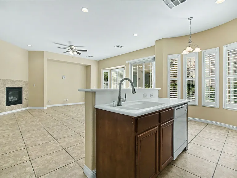 9221 Worsley Park Pl — Photo 14