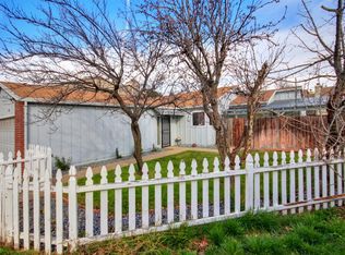 300 Hemphill Way, Roseville, CA 95678