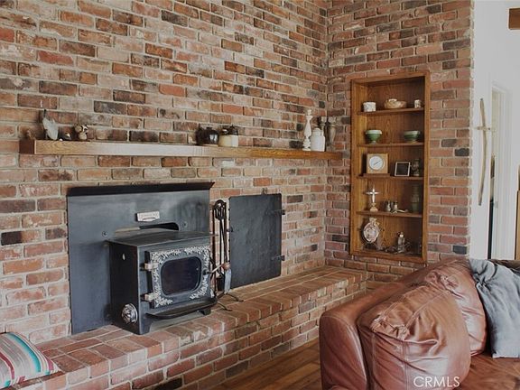 3rd image of 407 S Marshall Ave