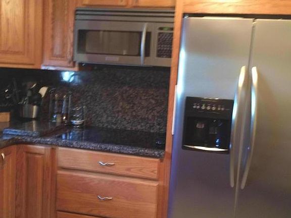4th image of 204 Rivercrest Dr