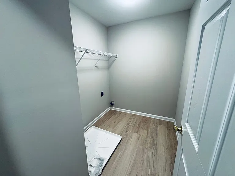 7136 Roaming Path Ct — Photo 12