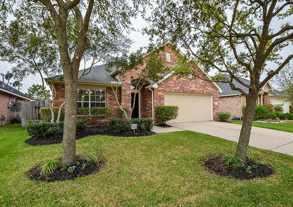 1st image of 7506 Cove Royale Ln