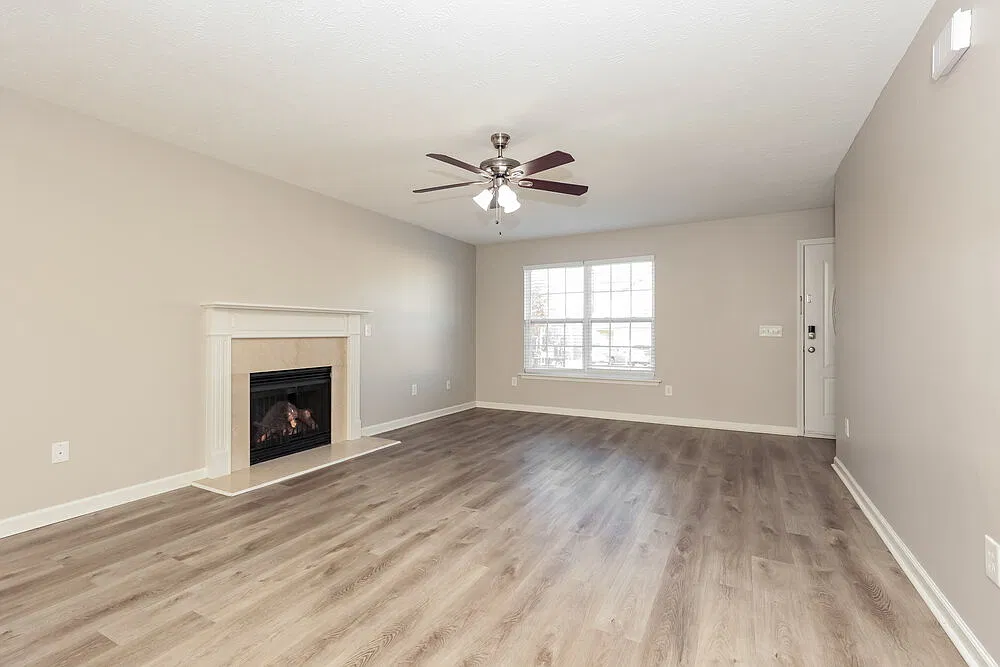 3 bed, 2.5 bath, 2077 sqft, $2,270 — Photo 4