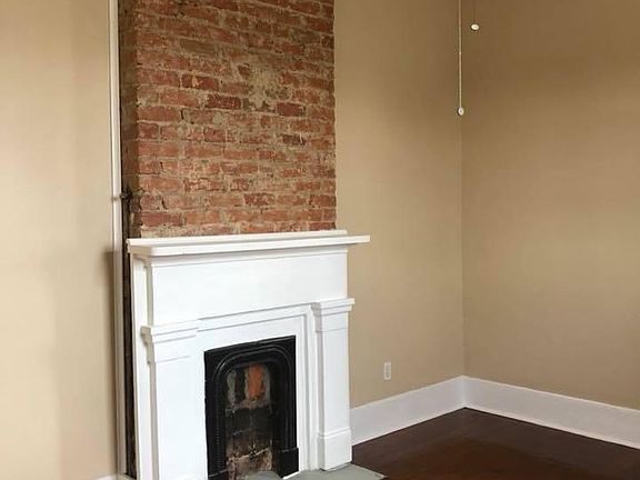 2nd image of 2238 Annunciation St