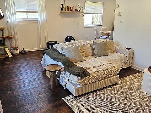 3rd image of 2418 Bayberry Ct #2418