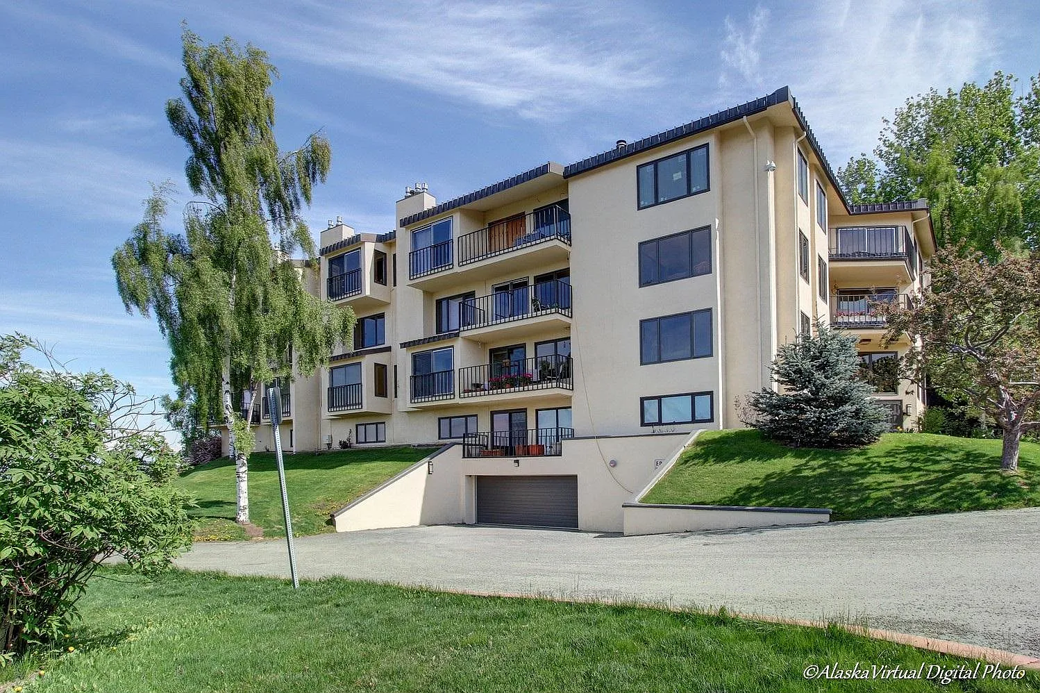 2 bed, 2.5 bath, 1463 sqft, $3,750 — Photo 1