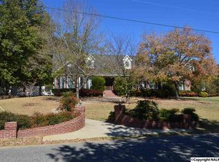 5128 Louise St, Hokes Bluff, AL 35903