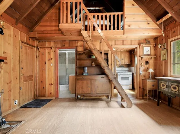 27036 State Highway 189, Blue Jay, CA 92317