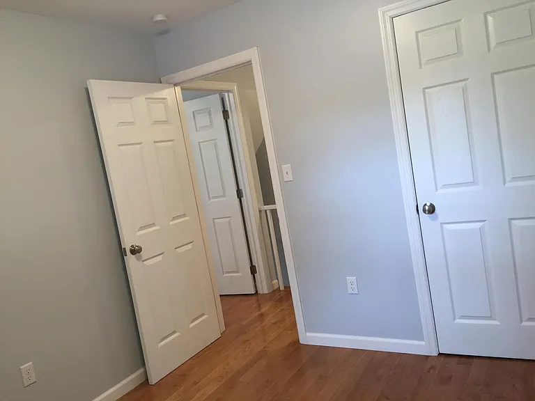 3rd bedroom and closet