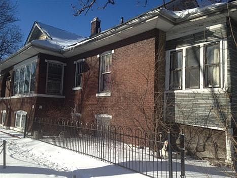 2nd image of 1101 N Leamington Ave