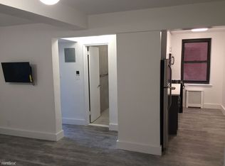 13219 Sanford Ave, Flushing, NY 11355