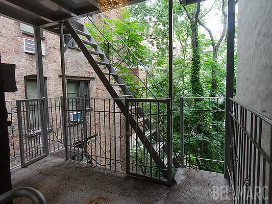 Rented by Bellmarc Realty | media 37