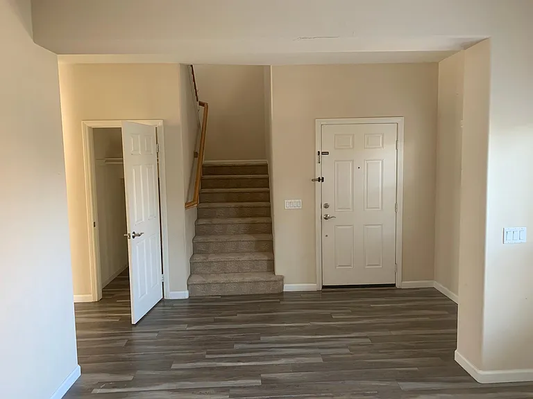 13558 Deluvina Ct — Photo 26