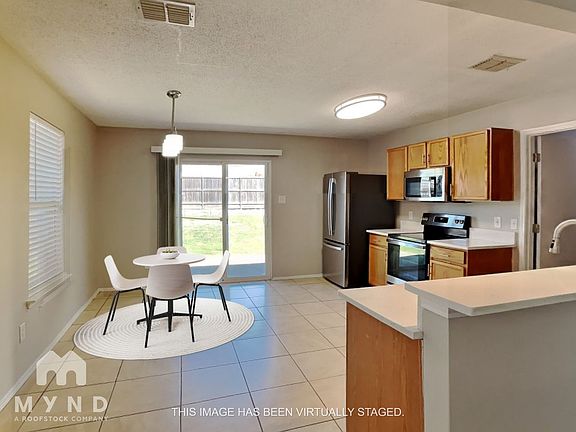 4th image of 1613 Forest Oaks Way