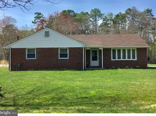 157 Mockingbird Ln, Browns Mills, NJ 08015