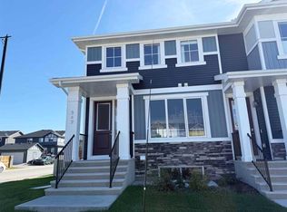 342 W Sundown Rd, Cochrane, AB T4C 2T2