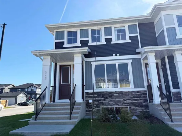 342 W Sundown Rd, Cochrane, AB T4C 2T2