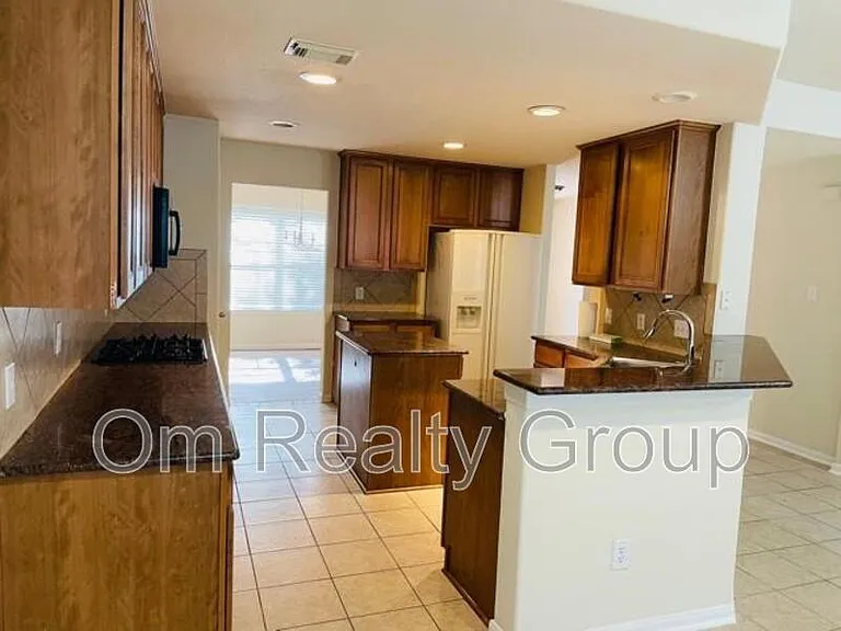 9506 Carsonmont Ln — Photo 9