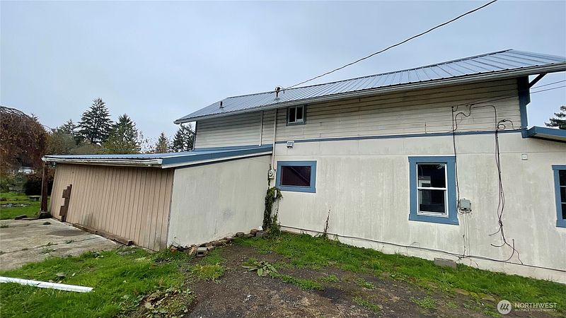 4th image of 506 W Huntley Street