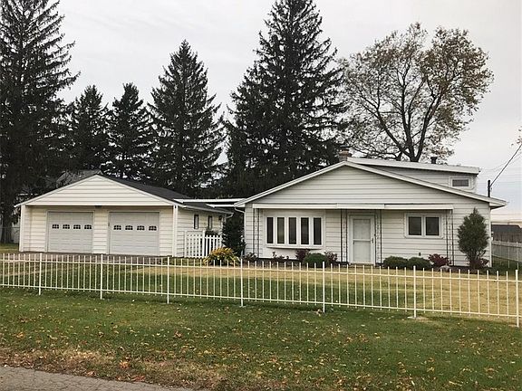 3rd image of 1954 W 22nd St