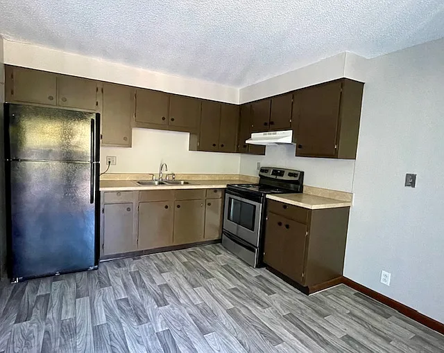 2 bed, 890 sqft, $850 — Photo 2