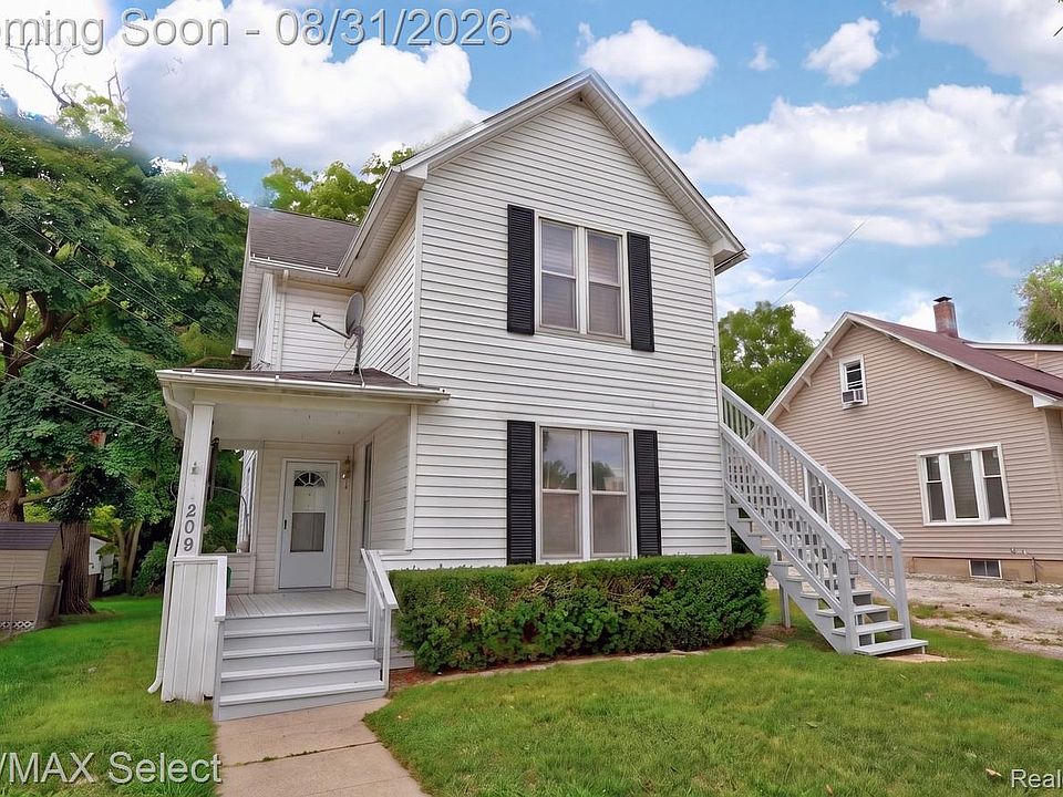 1st image of 209 N Cherry St
