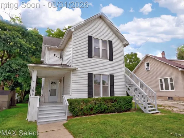 209 N Cherry St, Flushing, MI 48433