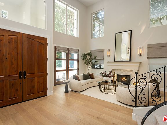 4th image of 14985 Valley Vista Blvd