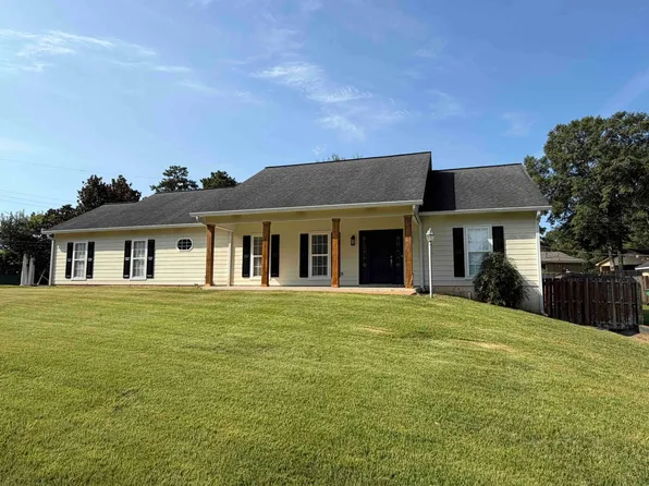1209 Walnut Grove Rd, Kosciusko, MS 39090