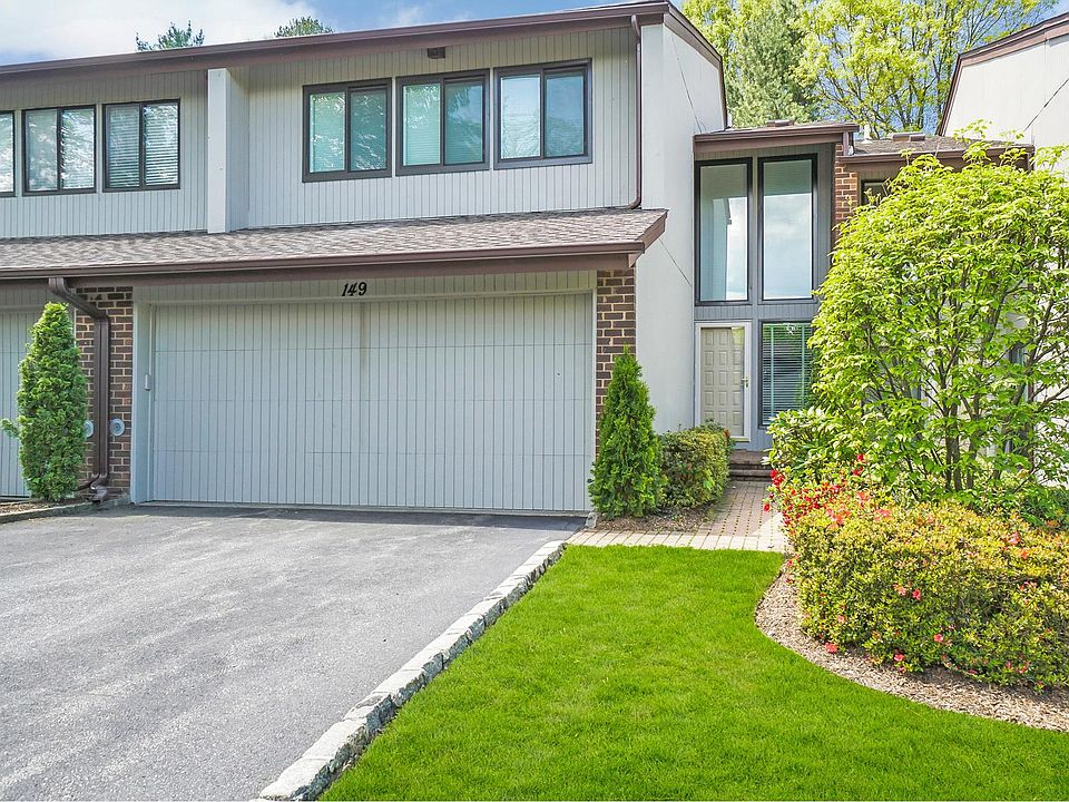 1st image of 149 Foxwood Dr