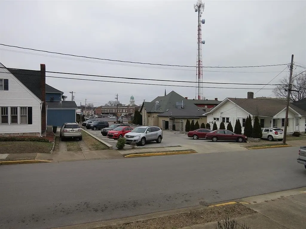 4 bed, 1546 sqft, $2,500 — Photo 4