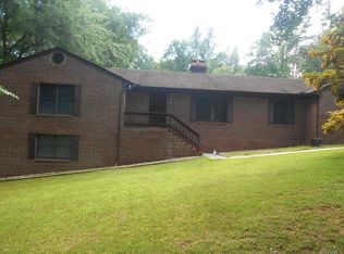 1755 Winky St, Farmville, VA 23901