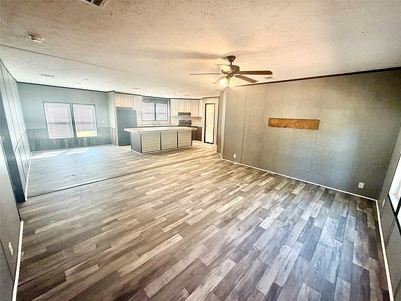 2nd image of 185 Albert Lewis Way