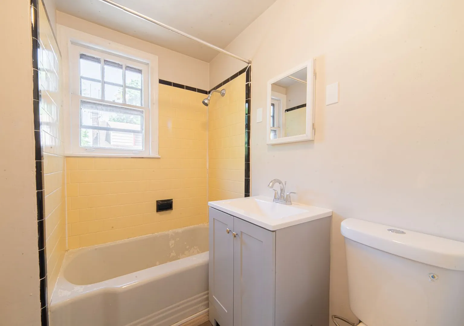 105 Atlantic St — Photo 4