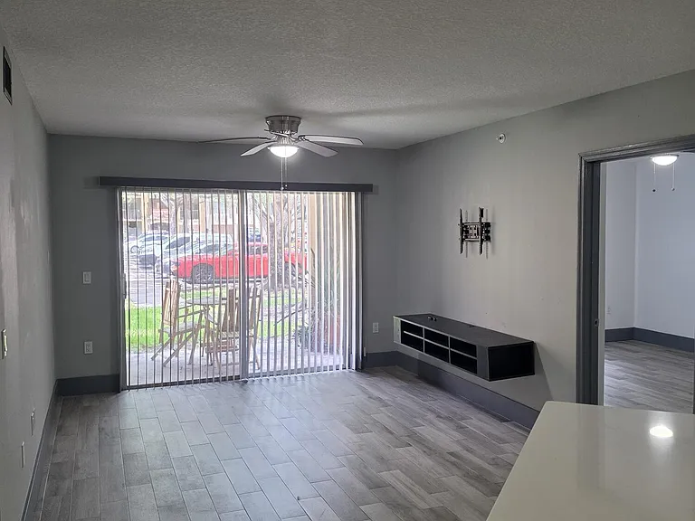 4211 San Marino Blvd #105 — Photo 7
