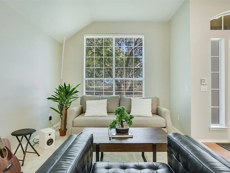 4402 Ruth Borchardt Dr — Photo 7