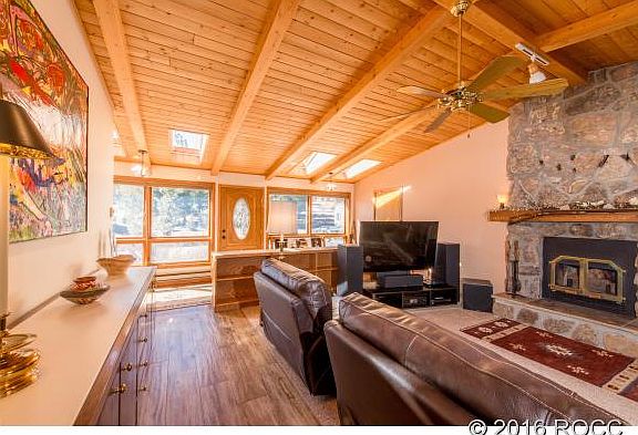4th image of 30601 Mountainside Dr