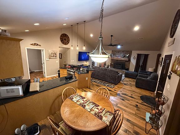 5th image of 957 Cane Creek Road