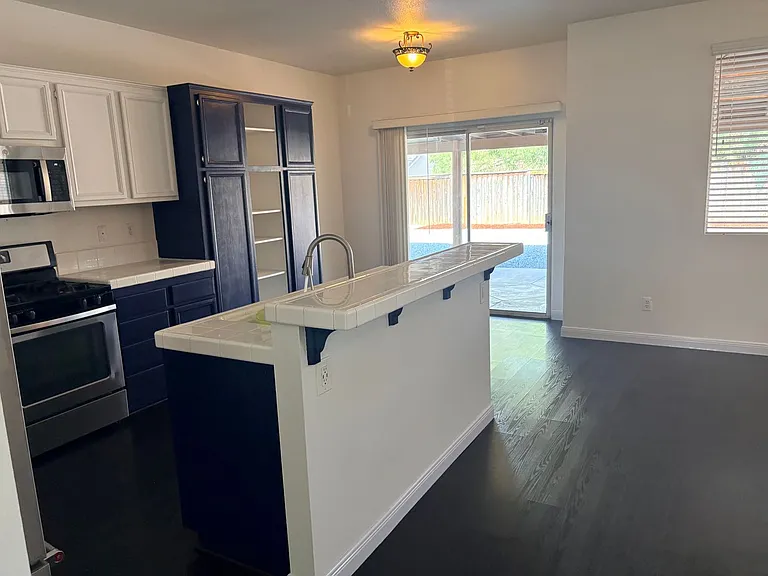 26772 Maris Ct — Photo 7