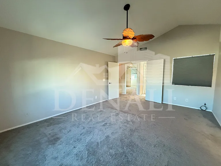 1114 S Surfside Dr — Photo 13