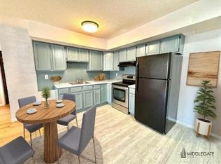 Lakeside Apartments - B4, East Stroudsburg, PA 18301
