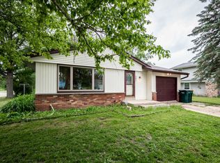 701 Memorial Dr, Kewaskum, WI 53040