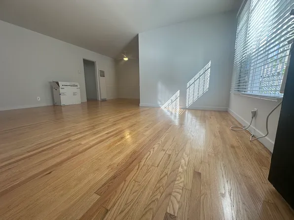 8360 Blackburn Ave, Los Angeles, CA