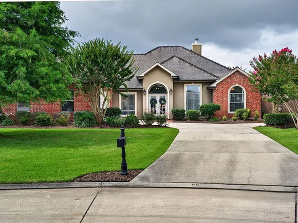 115 Ginger Ct, Belle Chasse, LA 70037