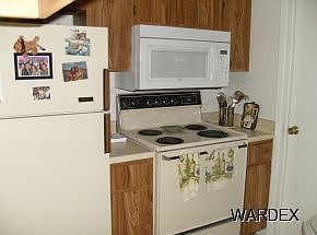 3rd image of 2301 McCulloch Blvd N