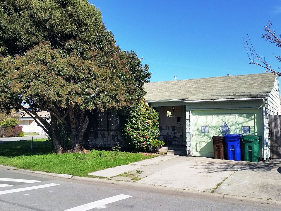 1st image of 1352 Manor Dr