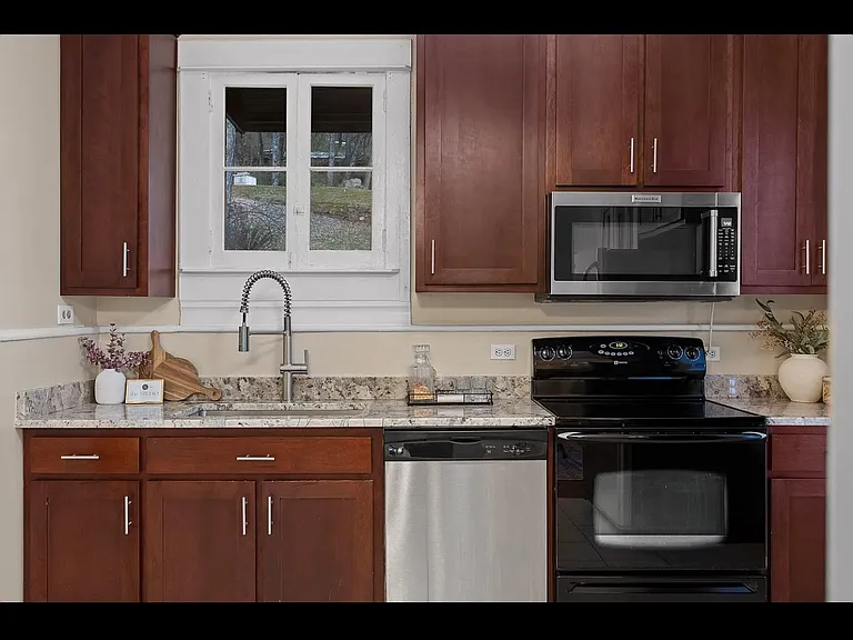 4113 Alabama Ave — Photo 24