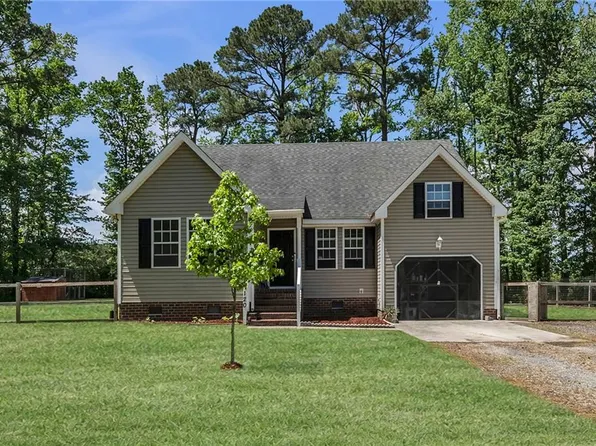 120 Longhorn Dr, Moyock, NC 27958