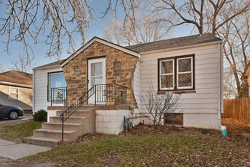 4817 S 48th St Photo 1